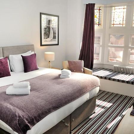 The Royal Hotel Crewe, A Brilliant Collection, Powered By Oyo Exteriör bild