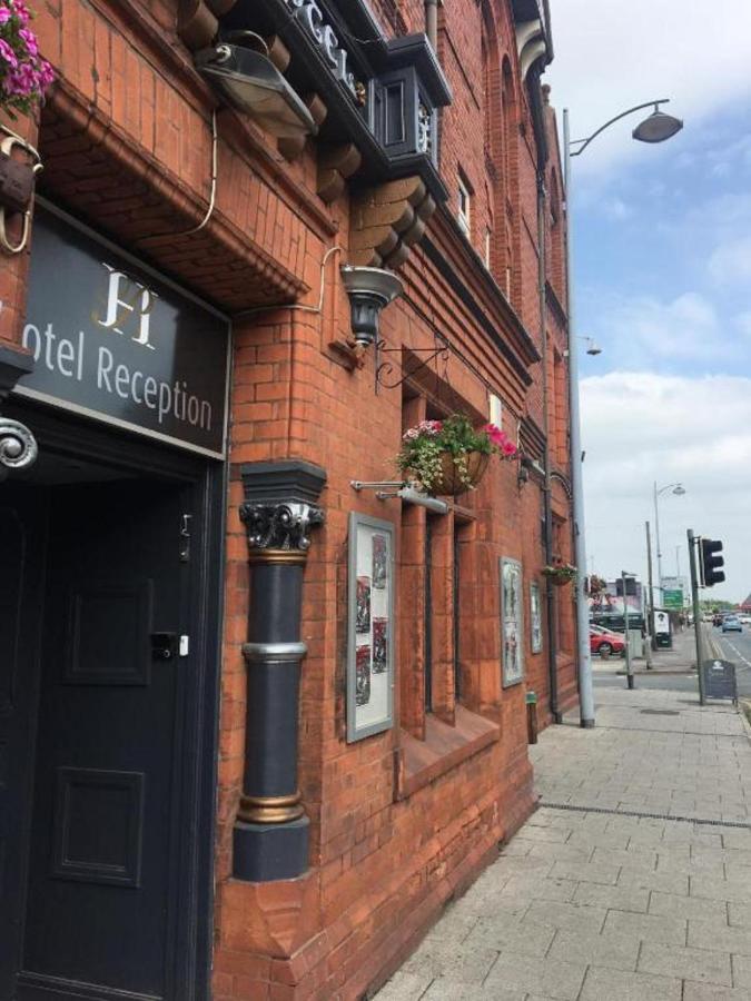 The Royal Hotel Crewe, A Brilliant Collection, Powered By Oyo Exteriör bild