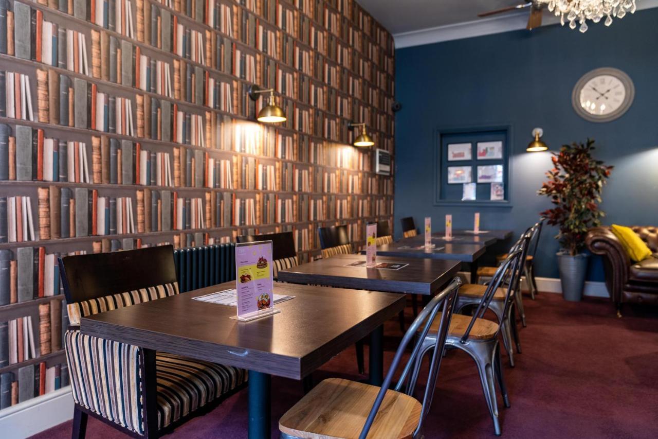 The Royal Hotel Crewe, A Brilliant Collection, Powered By Oyo Exteriör bild