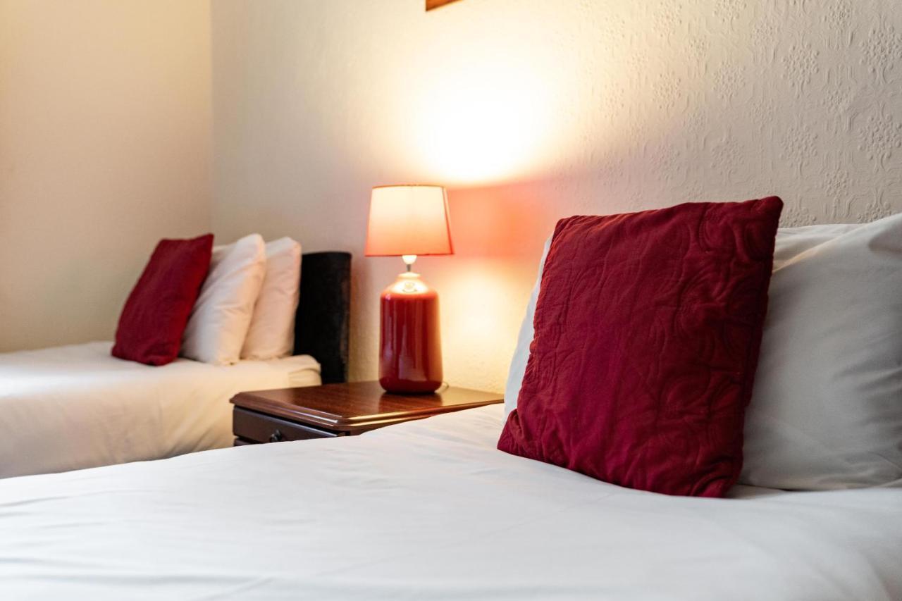 The Royal Hotel Crewe, A Brilliant Collection, Powered By Oyo Exteriör bild